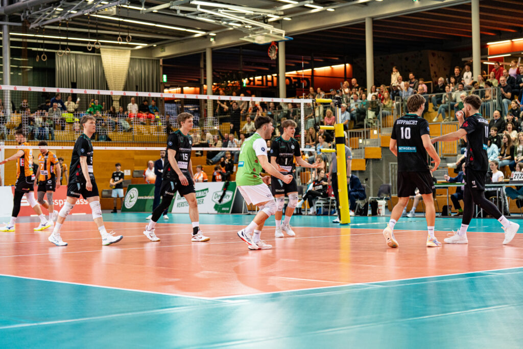Green Heroes gegen die BR Volleys
