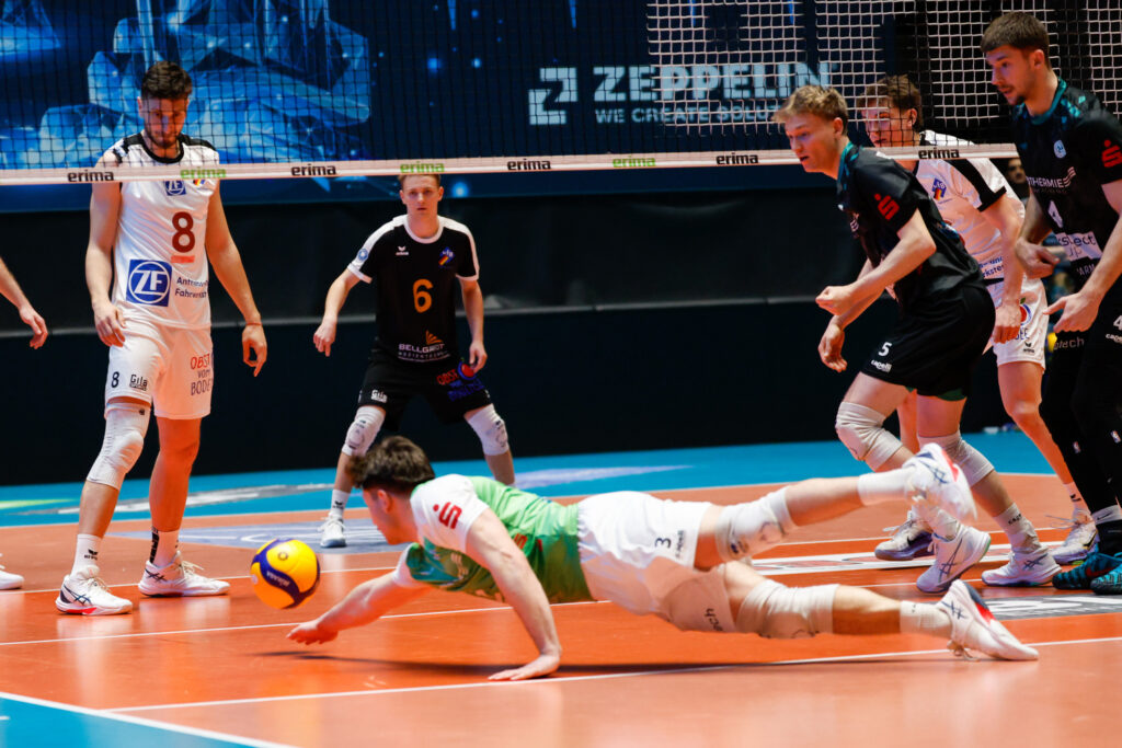 Libero Moritz Eckardt beim Hechtbagger