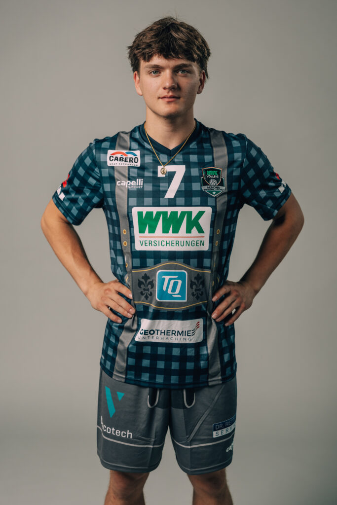 Mika Takano im Bavarian Blue Jersey